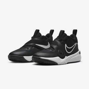 Kids Nike Team Hustle D11 Basketball shoes